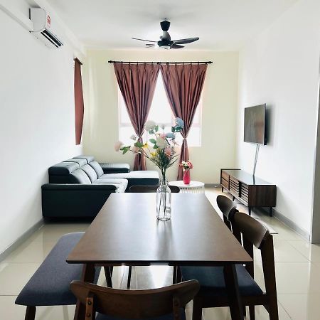 Ureshii Homestay Ladang Tanjung Kuala Terengganu With Pool Luaran gambar
